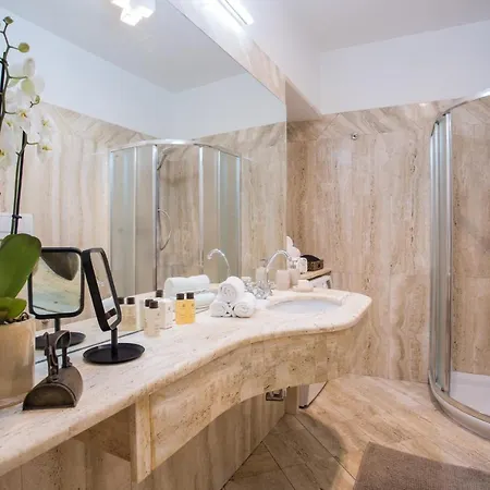 Domus Regola Luxury Apartment Rom Exterior foto